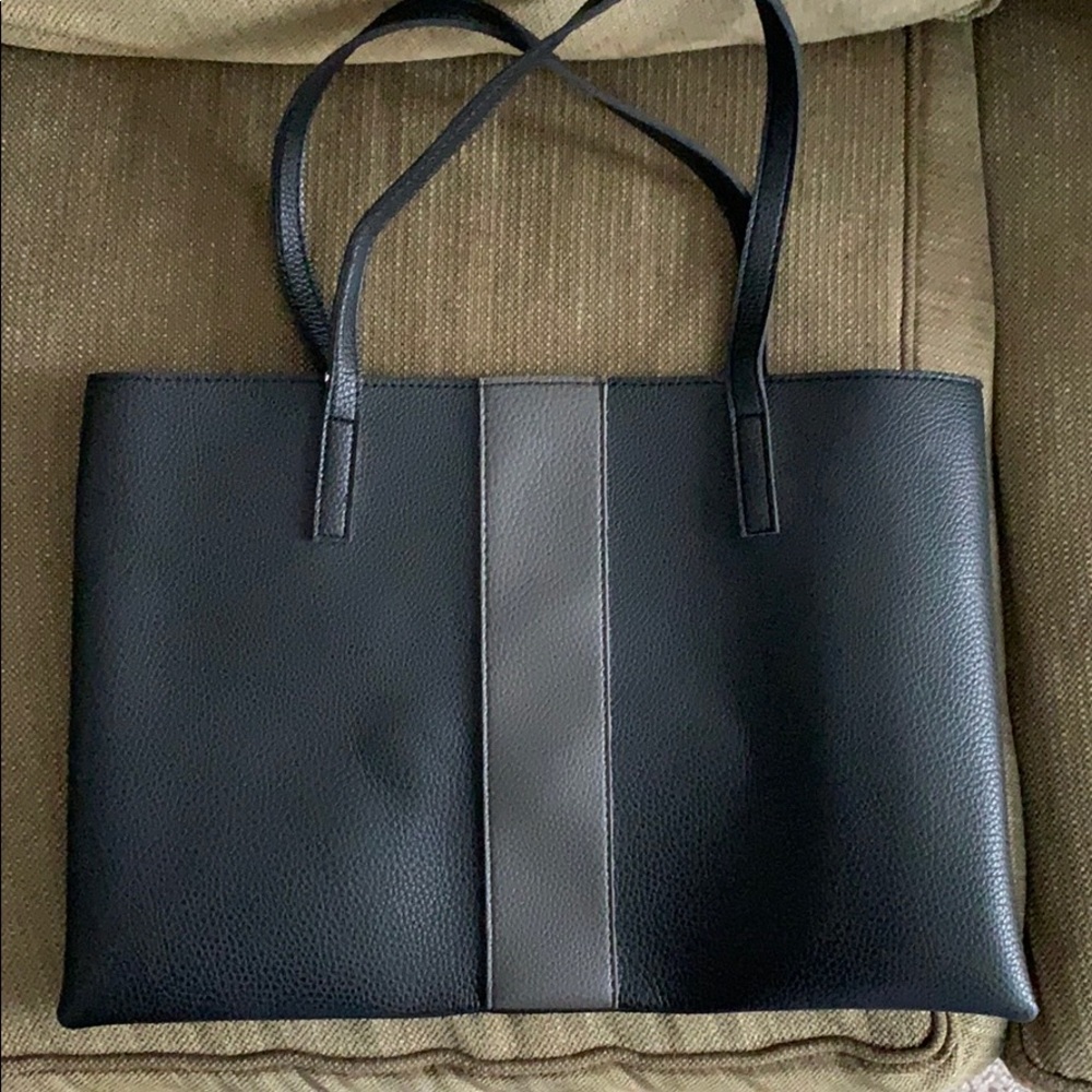 Vince Camuto tote bag